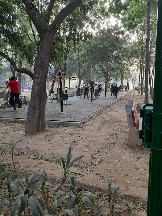 B5 Block Main Park - 5