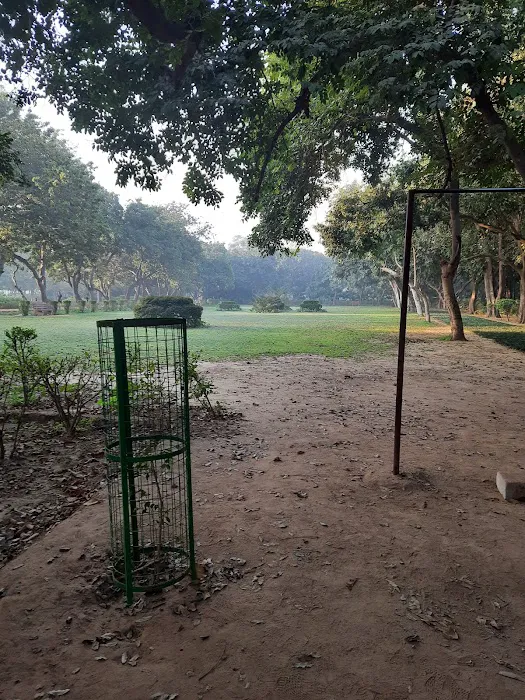 B5 Block Main Park - 3