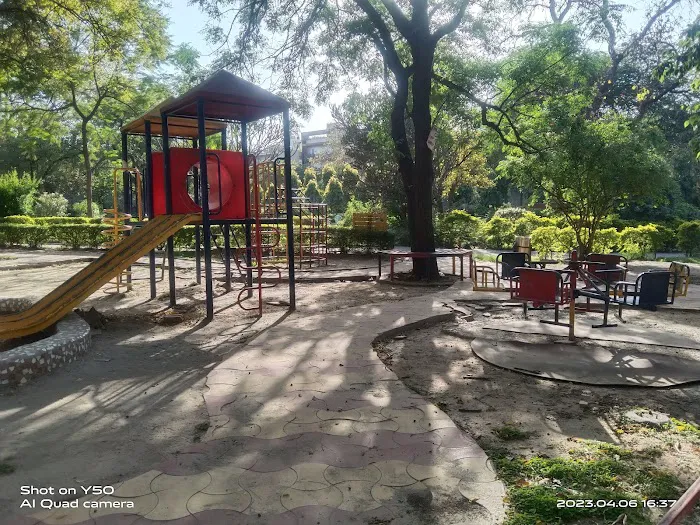 I Block Park - 3