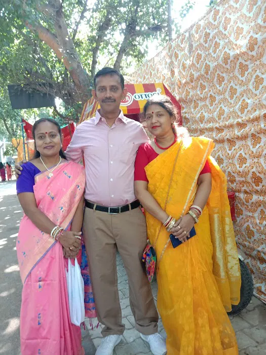 88 Block C. R. Park - 4