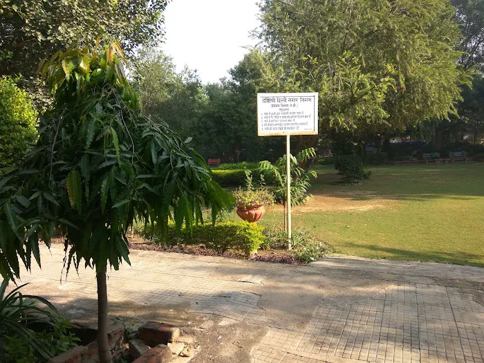 J Block Park No 2 - 6
