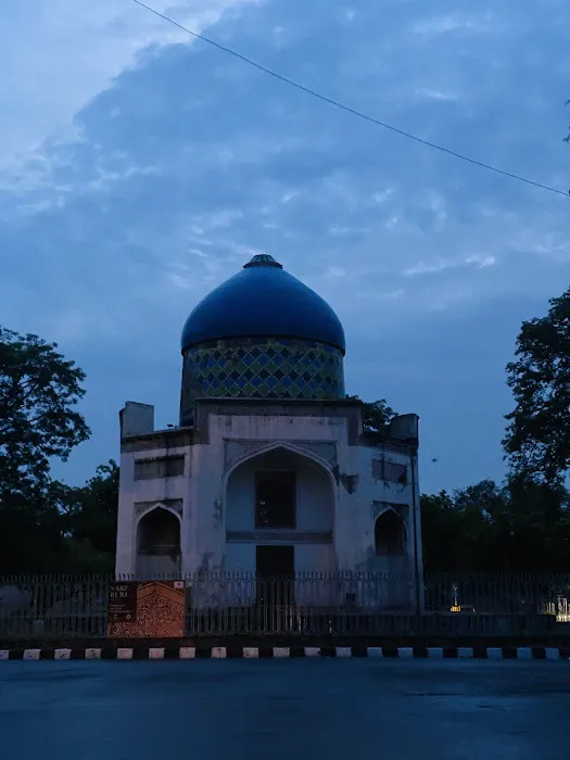 Amir Khusro Park - 0