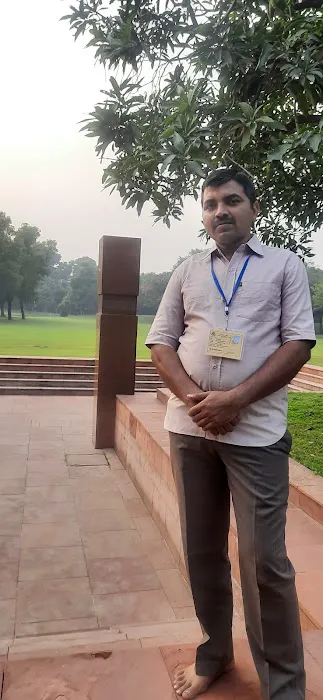 Sanjay Gandhi Memorial - 7
