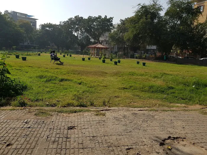 J block Chittaranjan park - 9