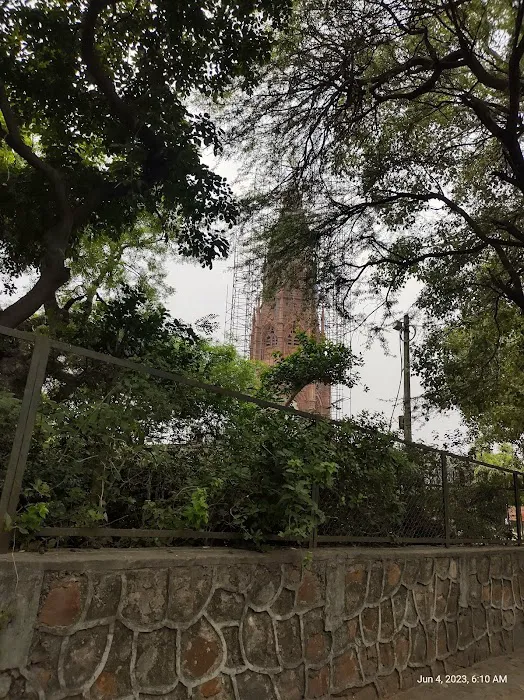 Kamla Nehru Park - 1