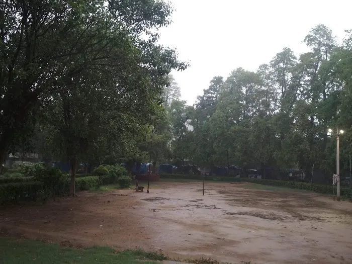H Block Park - 4