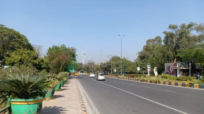 Flag Pole Roundabout - 2