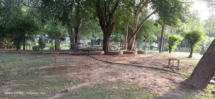 Charles Venn Park - 9