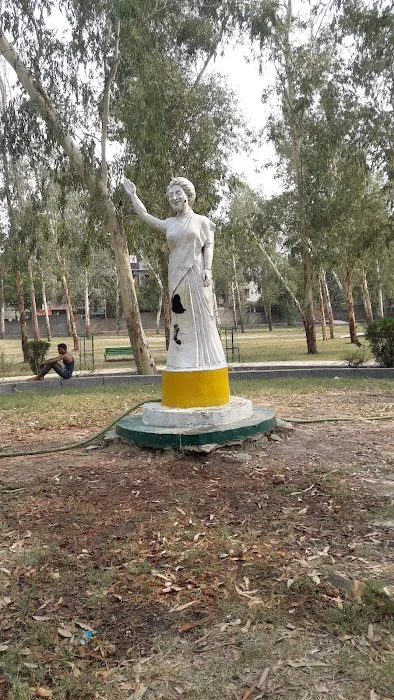 Mahila Park - 1