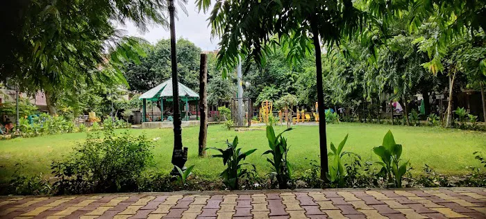 25 Block Park - 6
