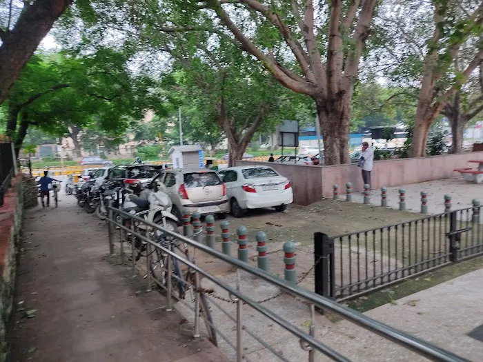 Yashwant place park - 3