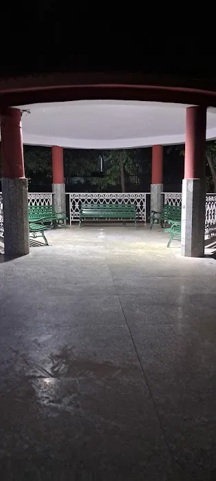 A BLOCK PARK, SECTOR-20 - 6
