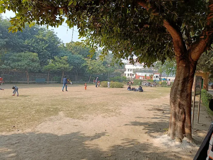 Nebarhood park , nehru enclave - 4