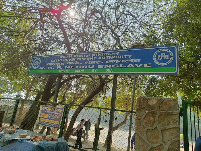 Nebarhood park , nehru enclave - 2