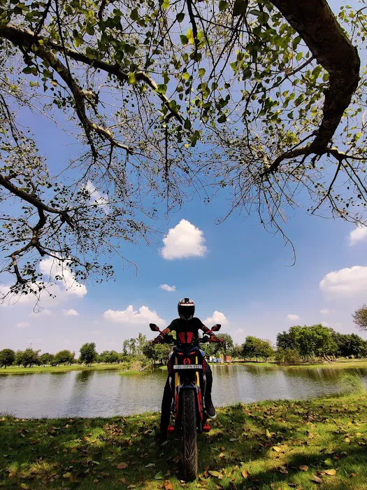 Yamuna vatiika - 8