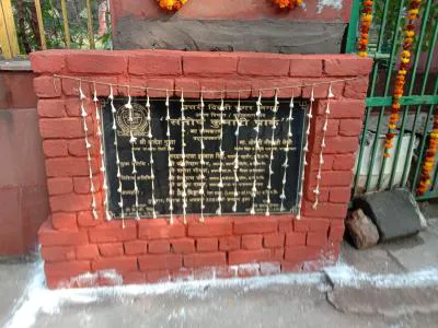 bougainvillea garden , naraina - 10