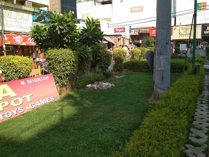 Paras Park - 3