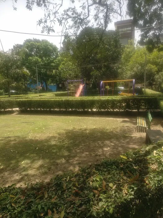 South Delhi Municipal Corporation Park Section - 0
