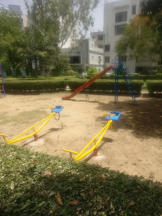 South Delhi Municipal Corporation Park Section - 4