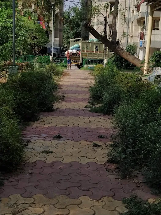 L shape park - 2