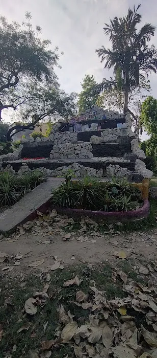 Azad Park - 5