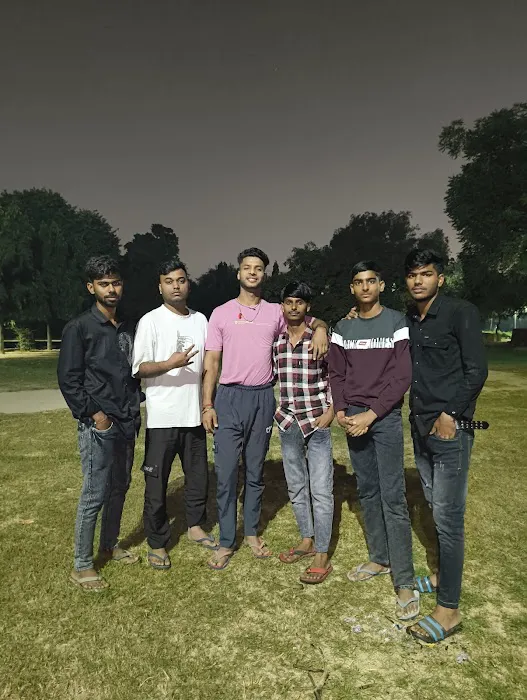 Raja Man Singh Chowk - 5