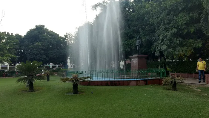 Veer Savarkar Park - 0