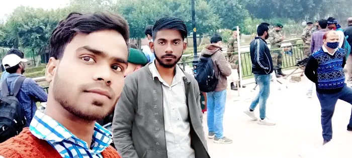 Praveen Kumar Walker - 2