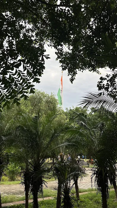 Gulabi bagh Central Park - 5