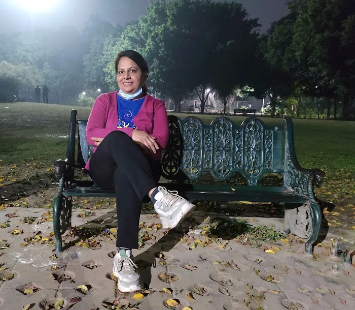 Gulabi bagh Central Park - 7