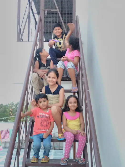 Shyam Enclave Park - 3