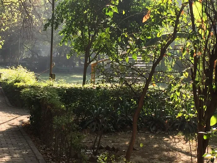 CHITTARANJAN PARK H BLOCK - 3