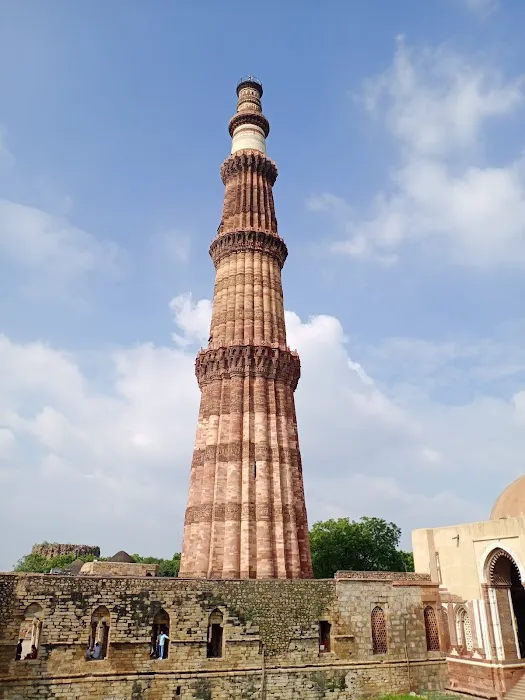 Qutab Minar Park - 0