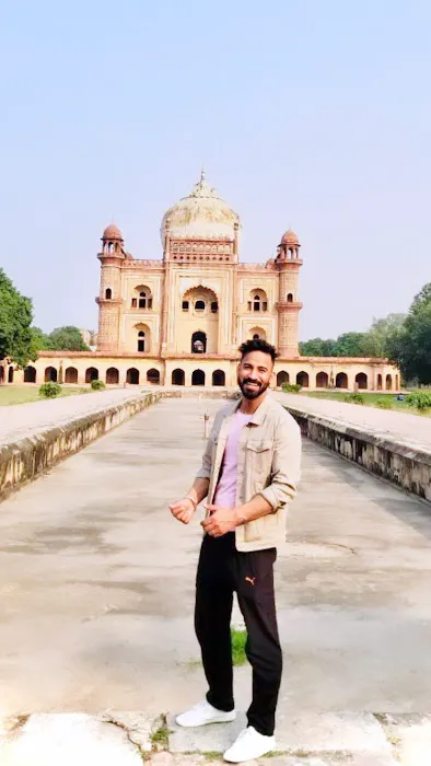 Jor Bagh Park - 0