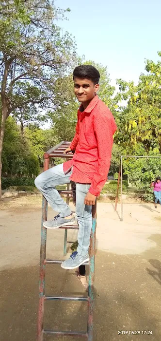 Neighborhood Park, E Block, Saket - 4