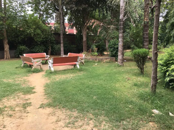 Munshi Park - 7