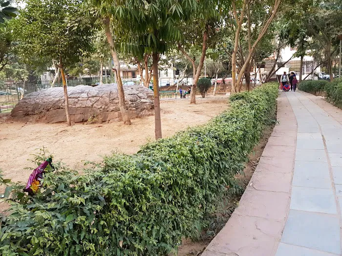 Chittaranjan GK-II Park - 1
