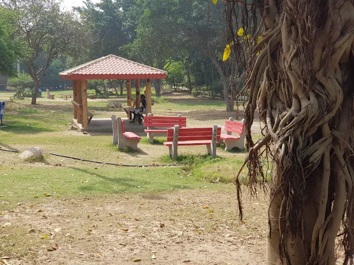 Chittaranjan GK-II Park - 5