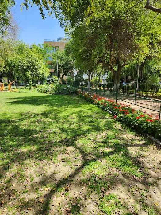 S.D.A. Park - 5