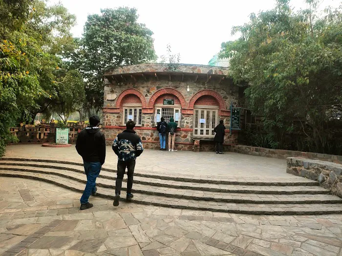 Entrance gate - 7