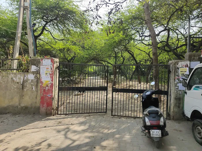 Entrance Saidulajab Samudayik Park - 0